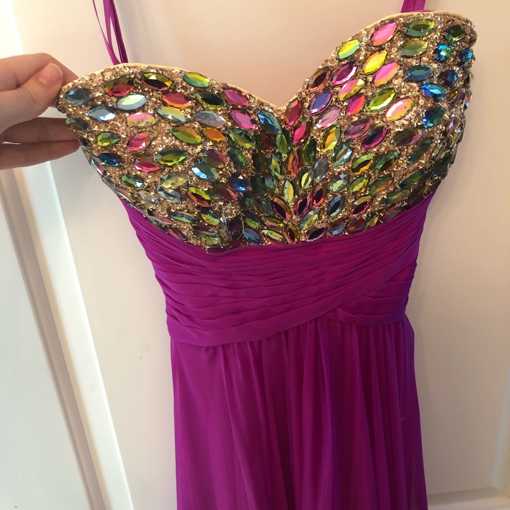 PROM DRESS WITH STONES